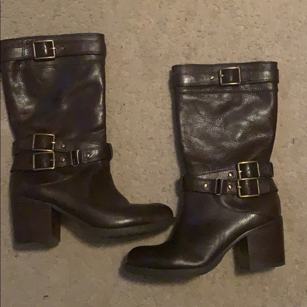 Jessica Simpson heeled boots size 9